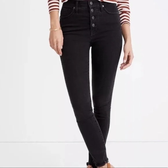 Madewell Denim - Madewell Black 9” High Rise Skinny Frayed Exposed Button Fly Jean